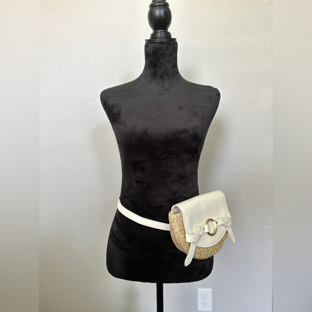 Torrid Raffia Belt Bag | Tan Raffia & White Faux Leather with Gold Accents